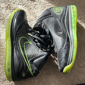 Nike LeBron 7